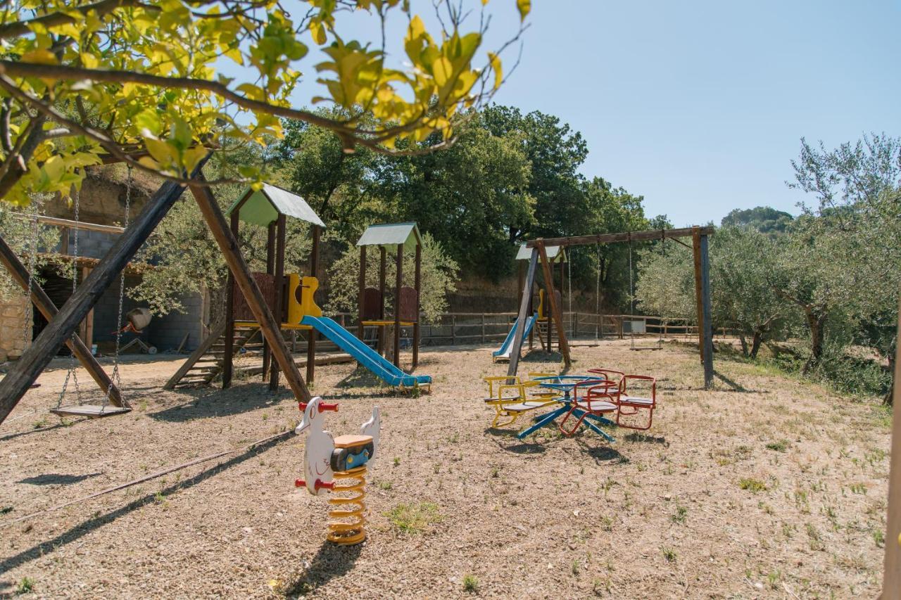 פיאצה ארמרינה Leano Agriresort מראה חיצוני תמונה